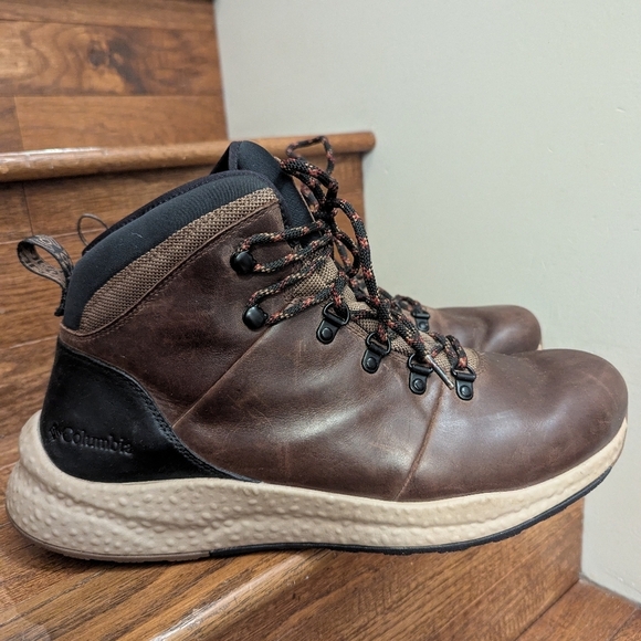 Columbia Hiker Men’s Brown leather waterproof boots. Size 13 - Picture 16 of 17